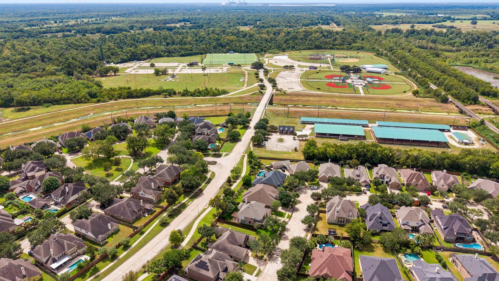 8210 Thunder Ridge Way, Missouri City, TX 77459 Aerial view of subdivision showing proximity to Camp Sienna Sports Complex.