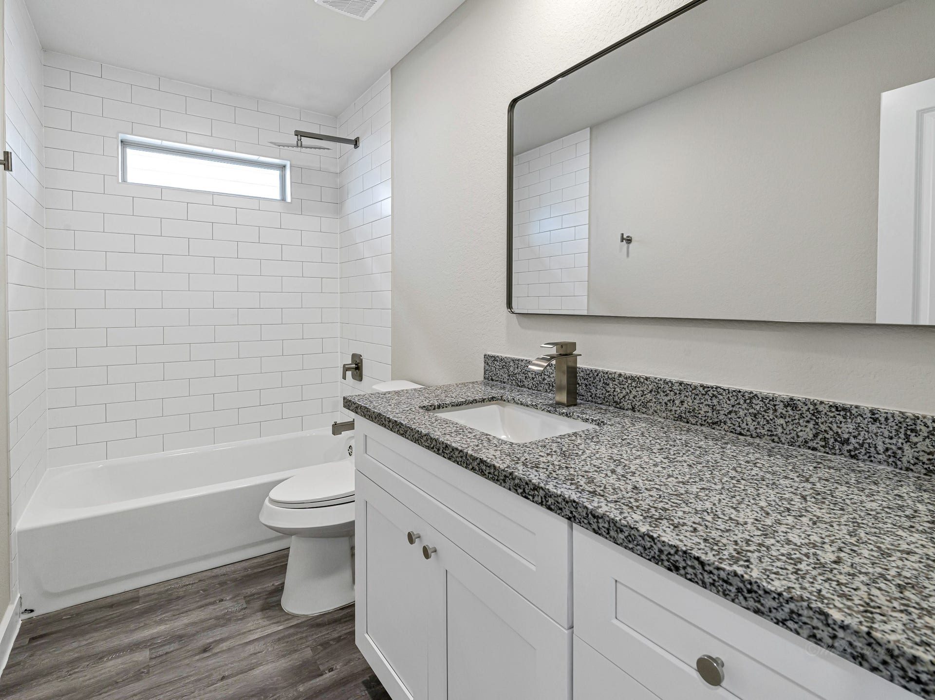 1010 4th Street, Hempstead, TX 77445 1010 4th Street, Hempstead, TX 77445