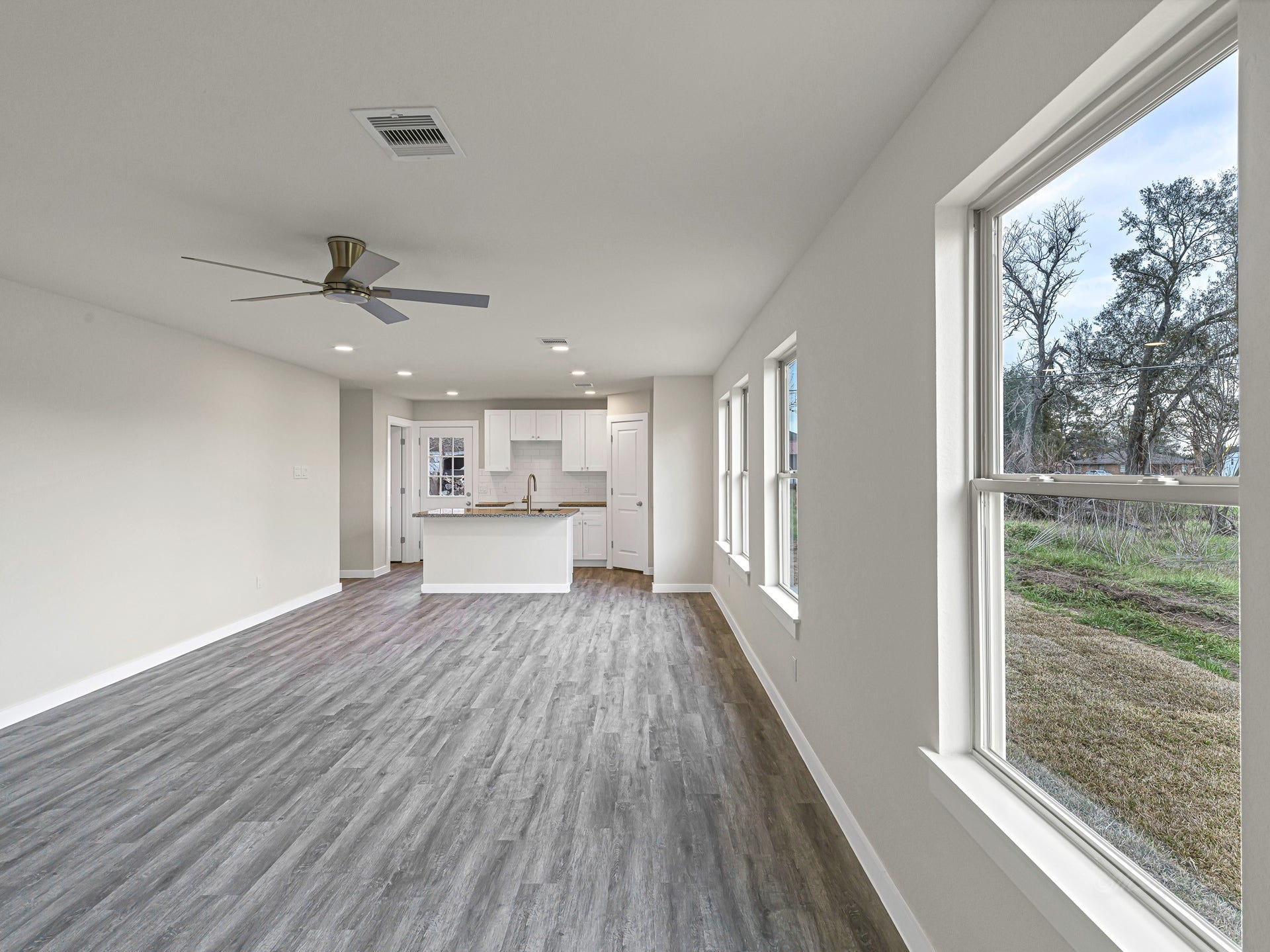 1010 4th Street, Hempstead, TX 77445 1010 4th Street, Hempstead, TX 77445