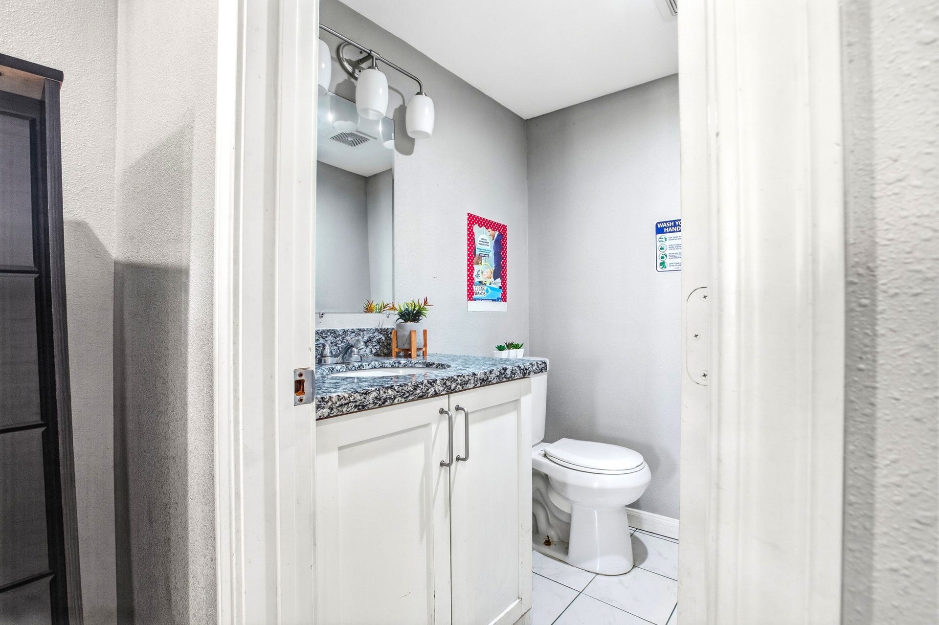 5302 Treaschwig Road, Spring, TX 77373 half bath in 1st room in second unit