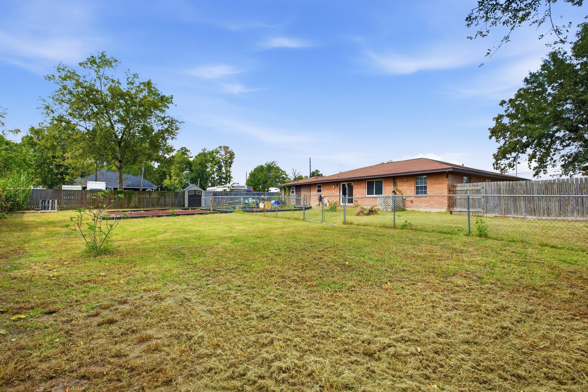 5302 Treaschwig Road, Spring, TX 77373 5302 Treaschwig Road, Spring, TX 77373