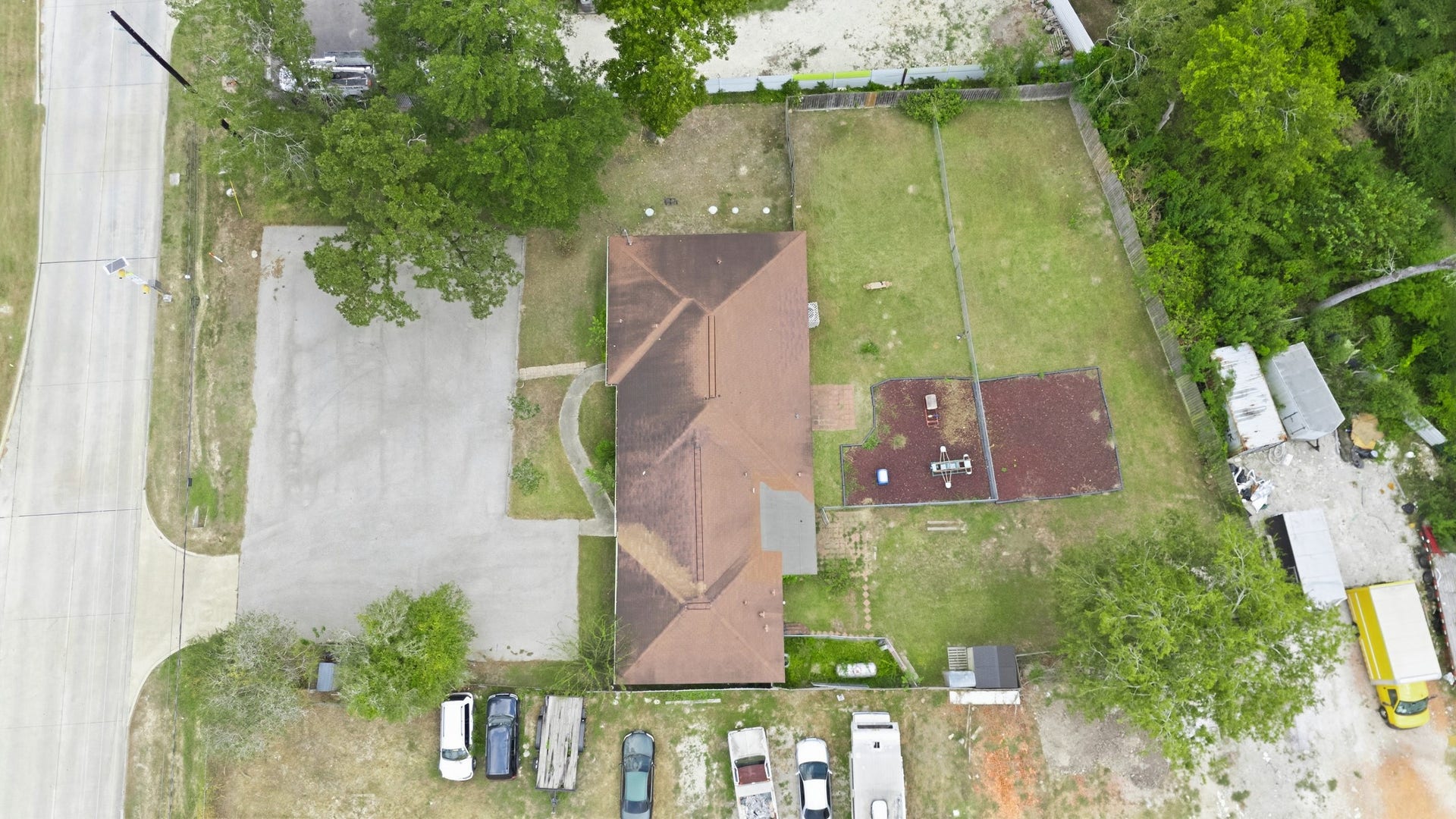 5302 Treaschwig Road, Spring, TX 77373 5302 Treaschwig Road, Spring, TX 77373