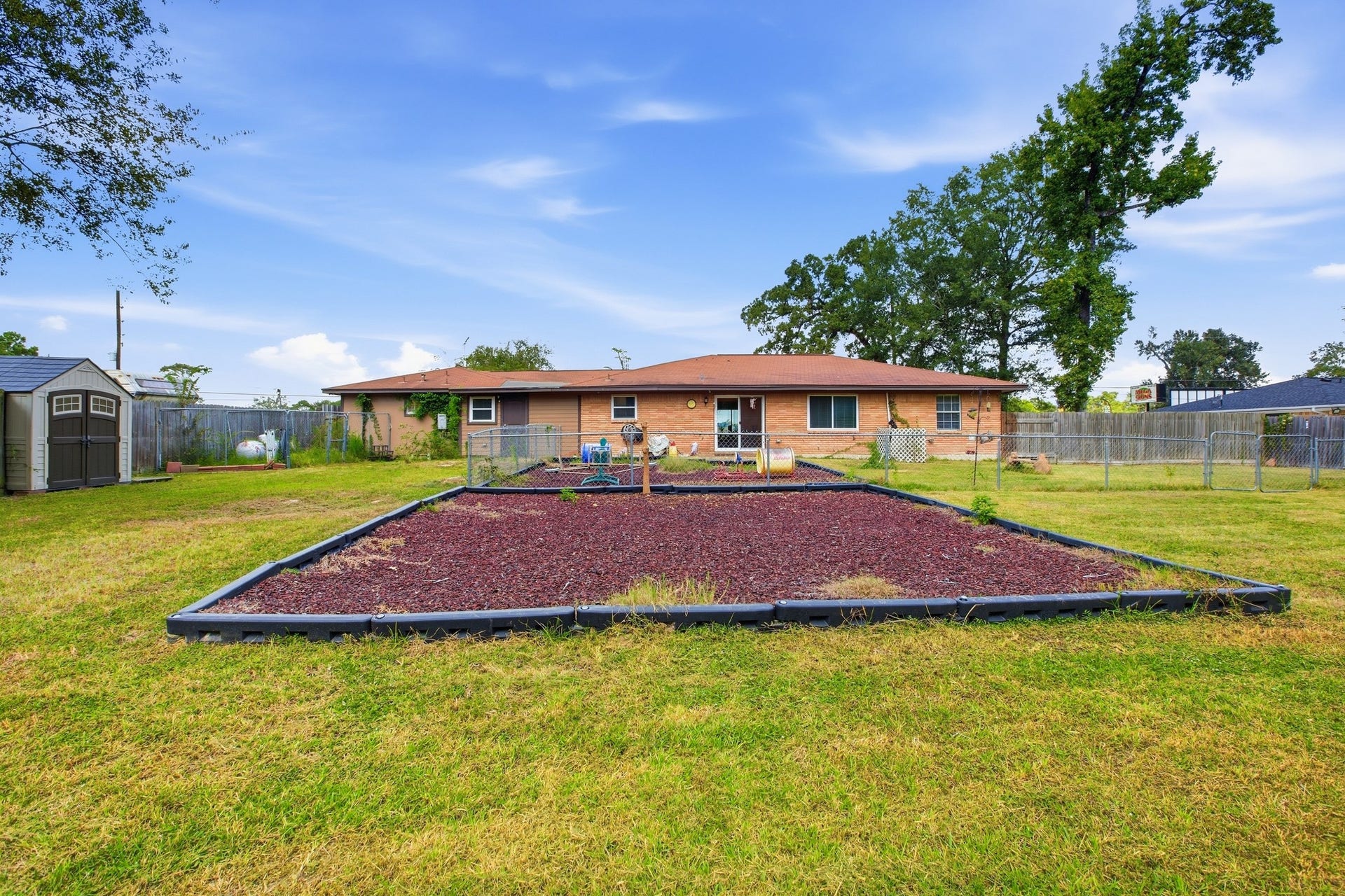 5302 Treaschwig Road, Spring, TX 77373 5302 Treaschwig Road, Spring, TX 77373