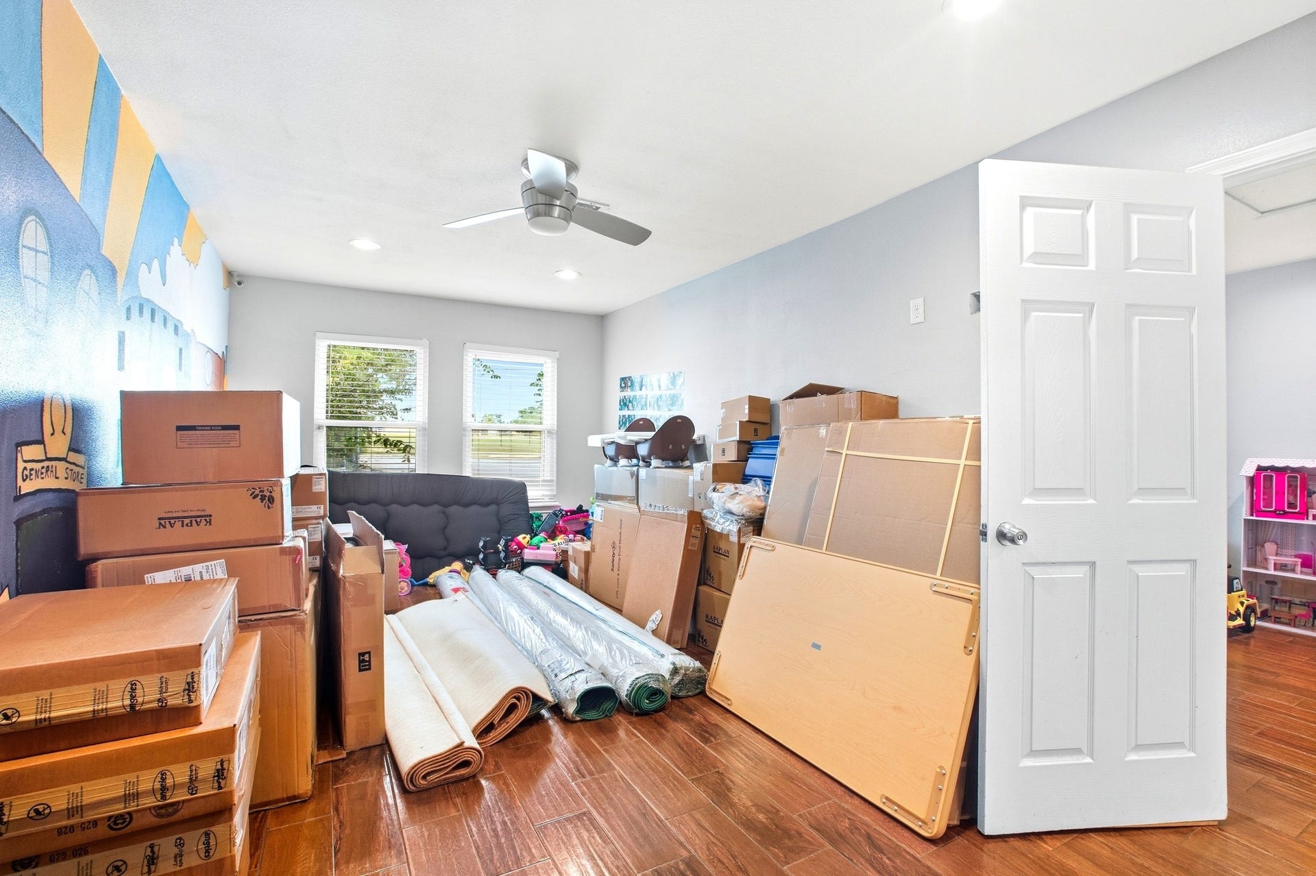 5302 Treaschwig Road, Spring, TX 77373 rear room in second unit