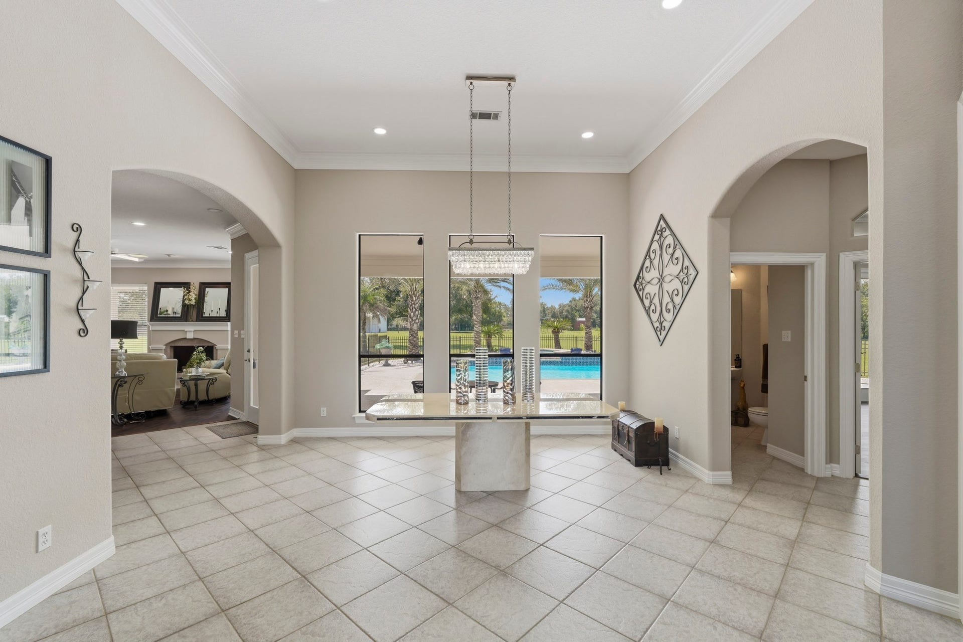 835 Hall Road, Alvin, TX 77511 Open interior design with graceful architectural details