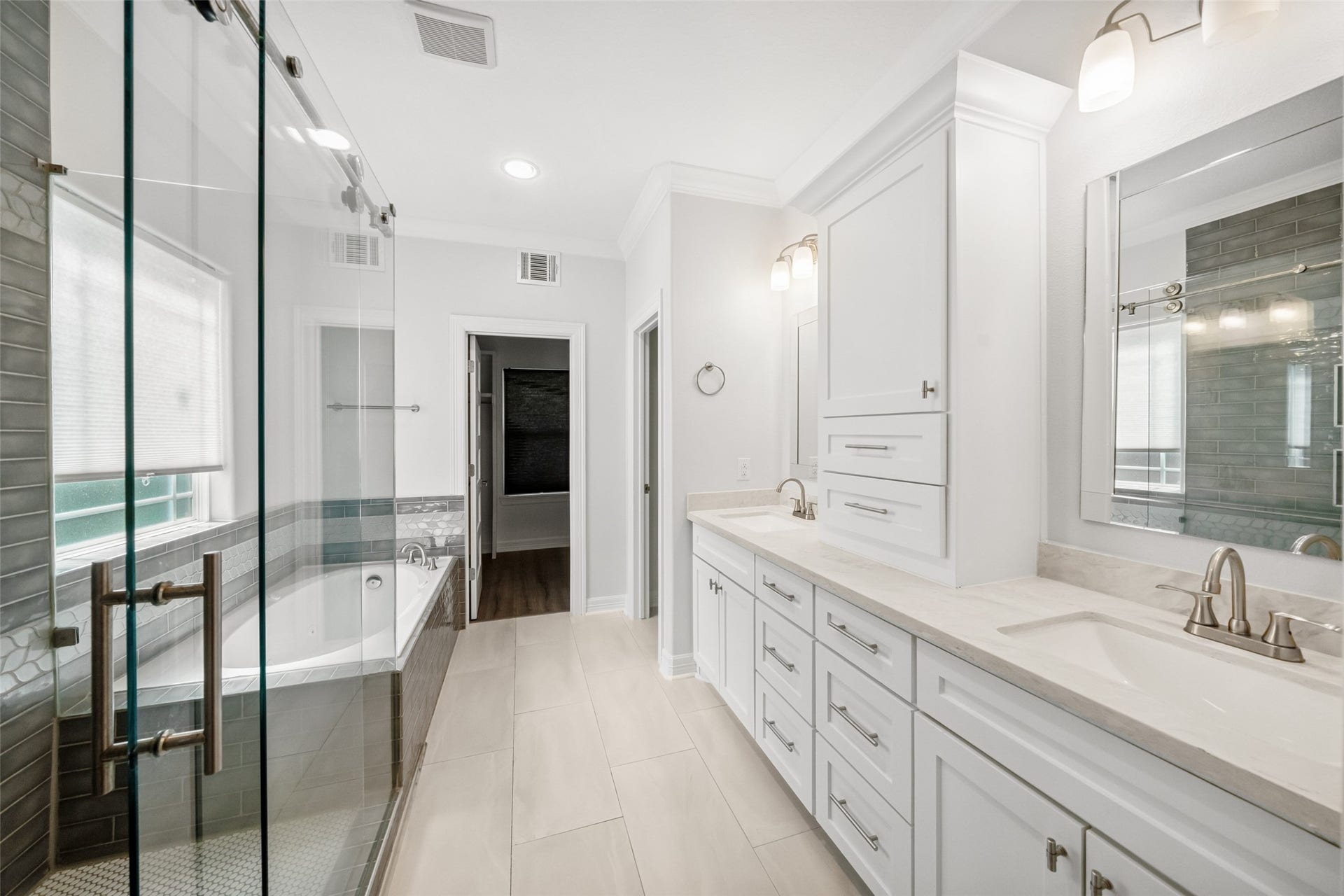 3204 Mckinney Drive, La Marque, TX 77568 3204 Mckinney Drive, La Marque, TX 77568