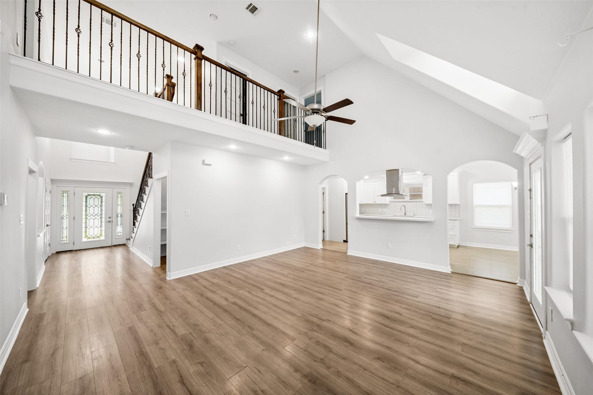 3204 Mckinney Drive, La Marque, TX 77568 3204 Mckinney Drive, La Marque, TX 77568