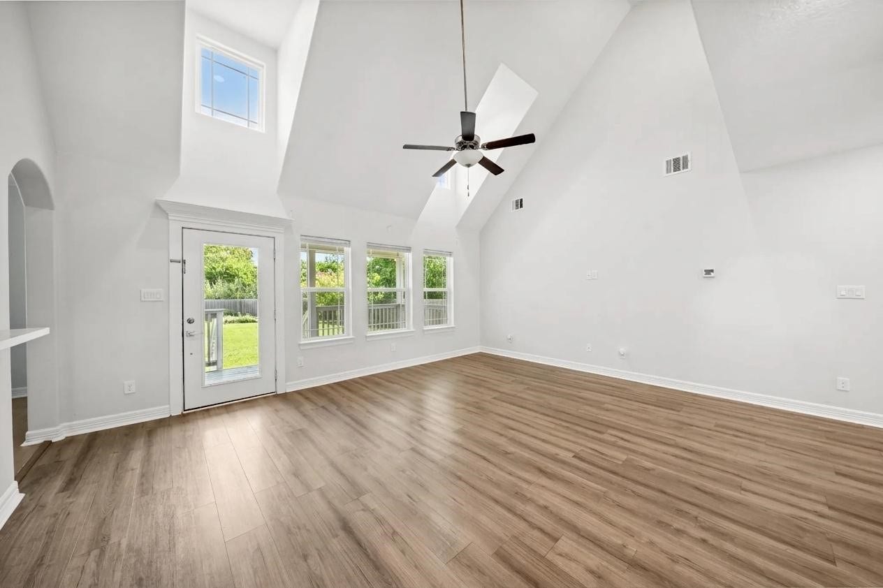 3204 Mckinney Drive, La Marque, TX 77568 3204 Mckinney Drive, La Marque, TX 77568