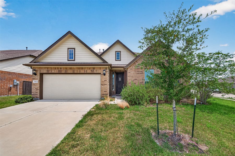 Property photo for 3623 Rock Ledge Drive, Rosenberg, TX