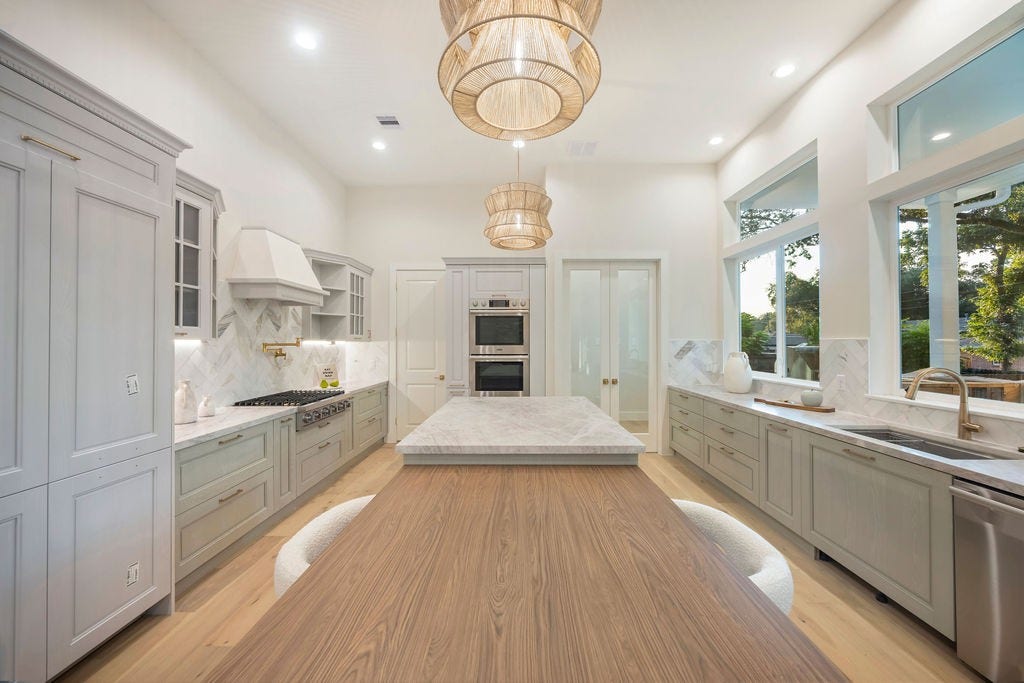 5535 Birdwood Road, Houston, TX 77096 **INSPIRATION PHOTOS!