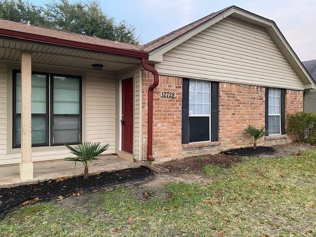 Property photo for 12728 Shannon Hills Drive, Houston, TX