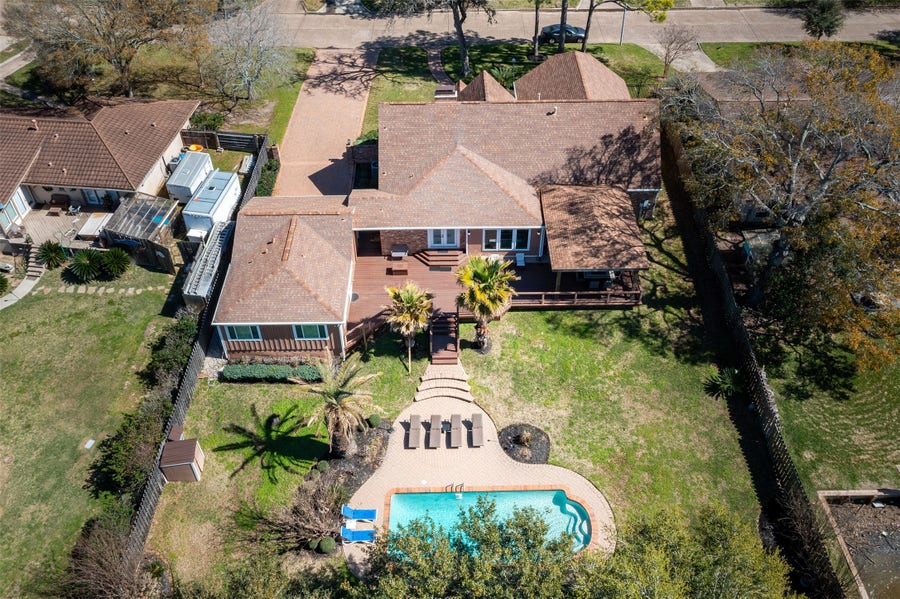 Property photo for 18510 Barbuda Lane, Houston, TX