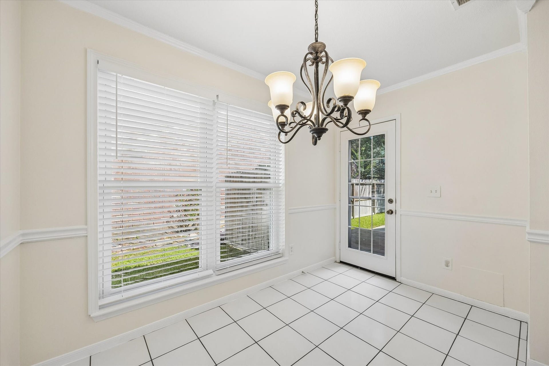 6 Cottage Grove Place, The Woodlands, TX 77381 6 Cottage Grove Place, The Woodlands, TX 77381