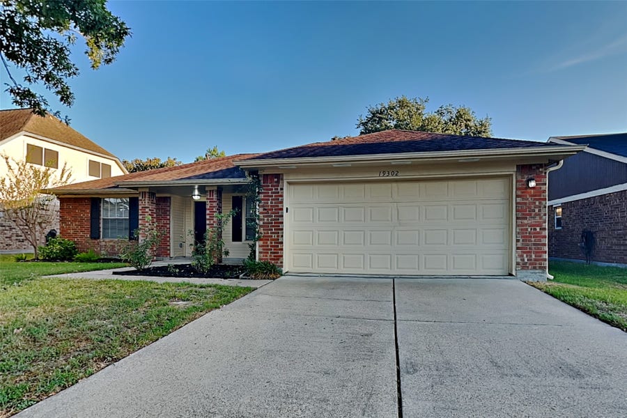 Property photo for 19302 Winding Branch Drive, Katy, TX