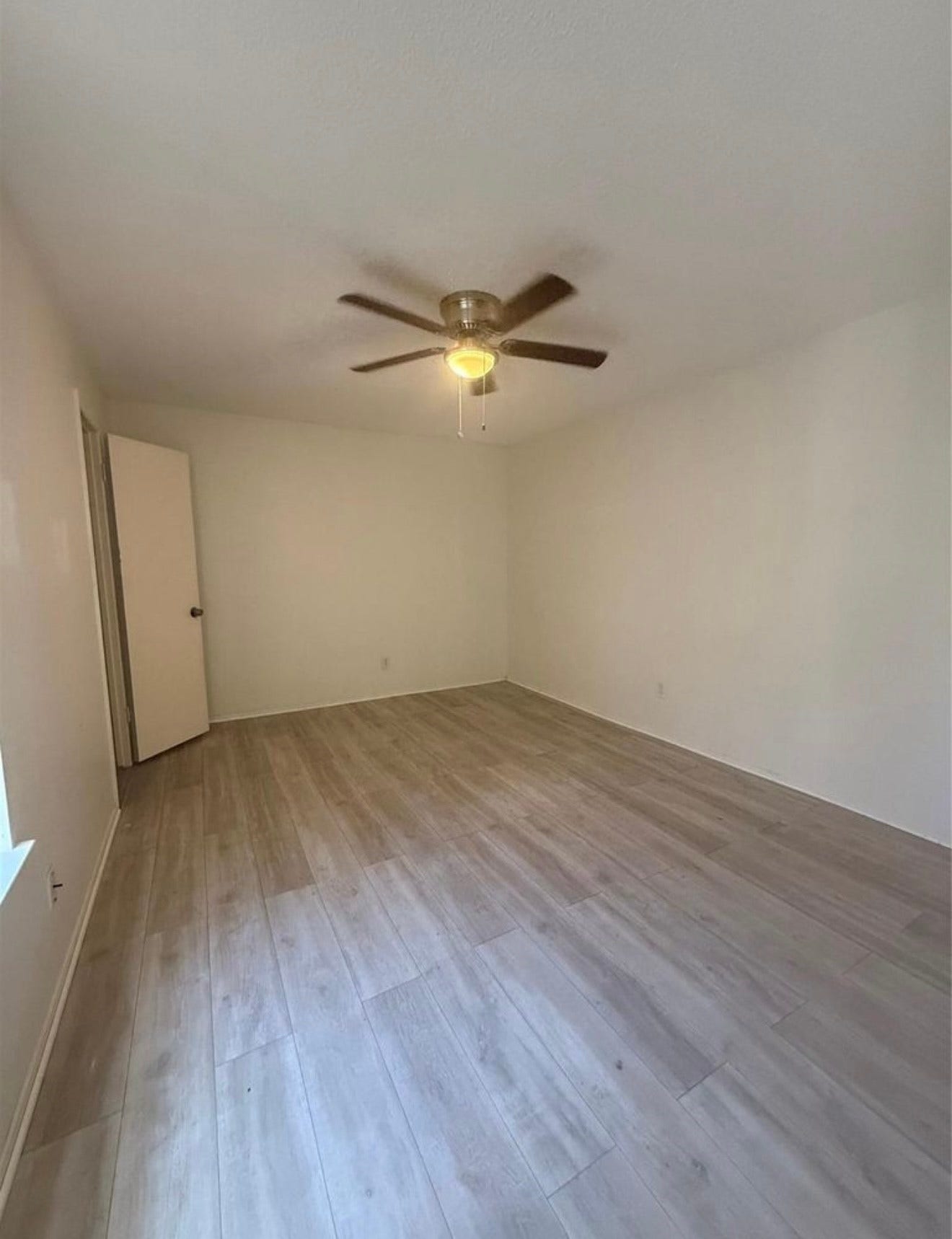 12550 Newbrook Drive, Houston, TX 77072 Primary bedroom