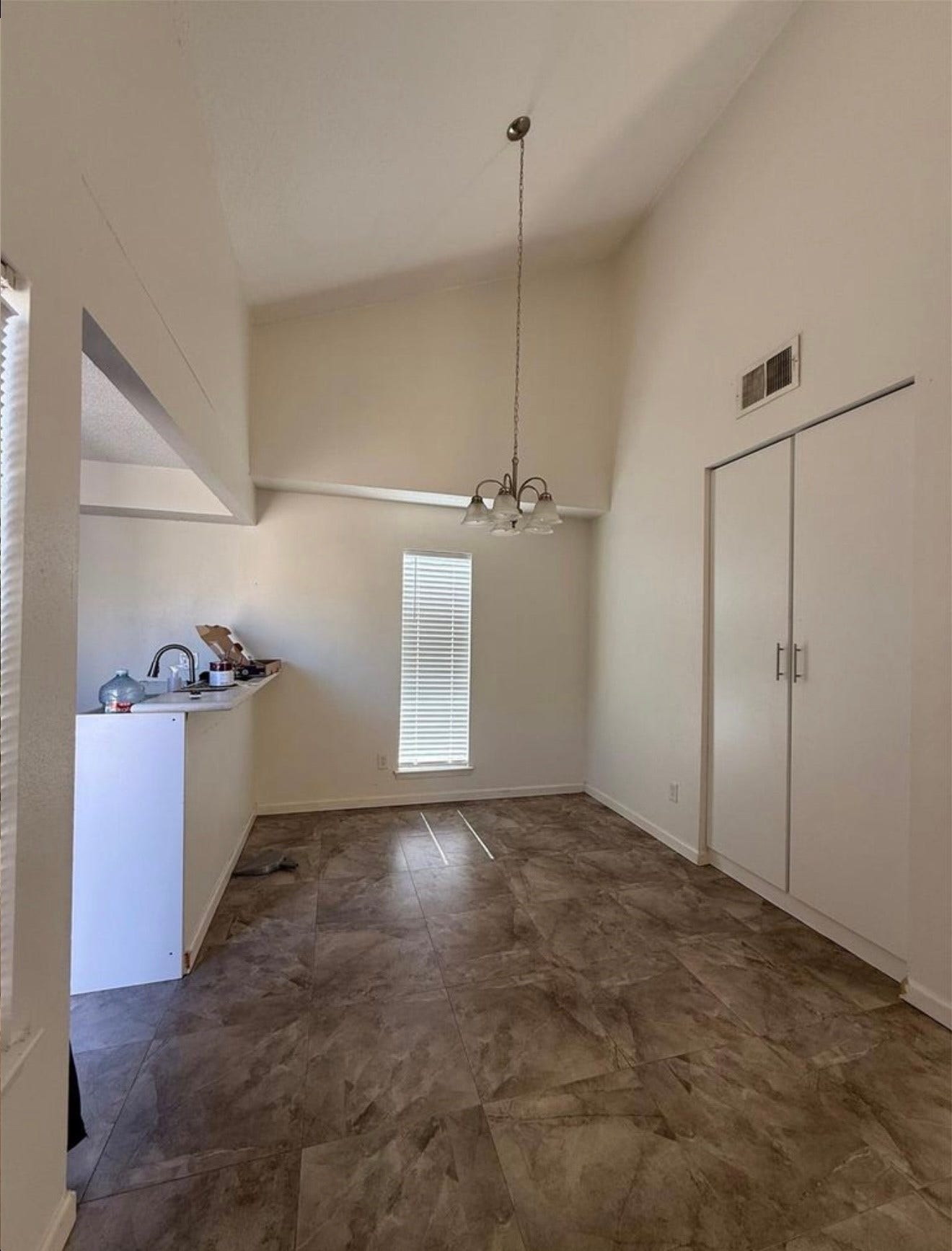 12550 Newbrook Drive, Houston, TX 77072 Dining area