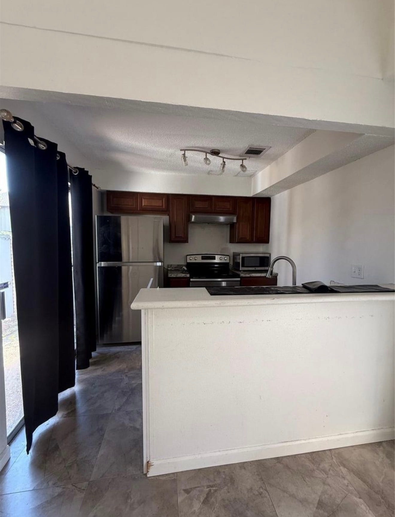 12550 Newbrook Drive, Houston, TX 77072 Kitchen