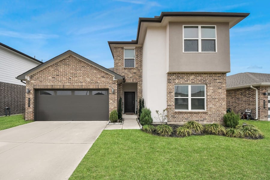 Property photo for 311 John House, Rosharon, TX