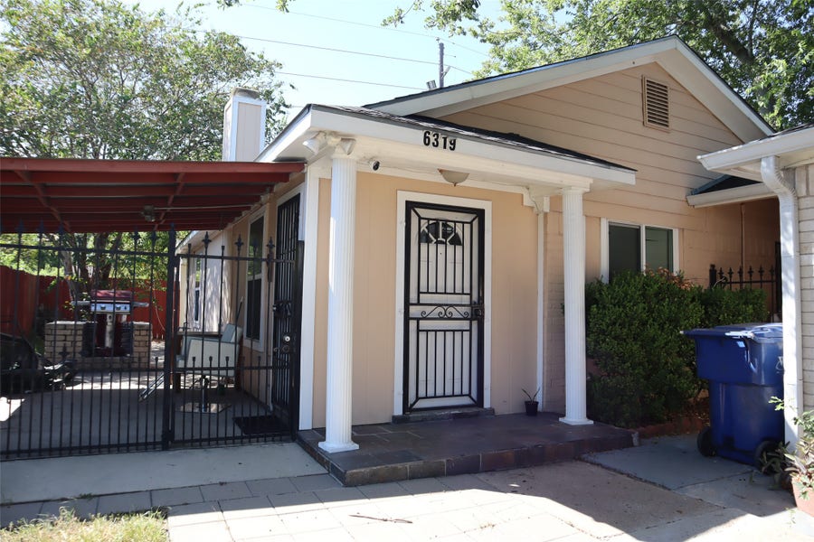 Property photo for 6319 Langham Way, Houston, TX