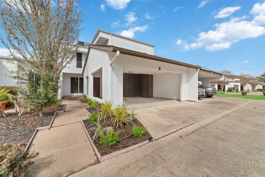 Property photo for 7655 S Braeswood Boulevard, #2, Houston, TX