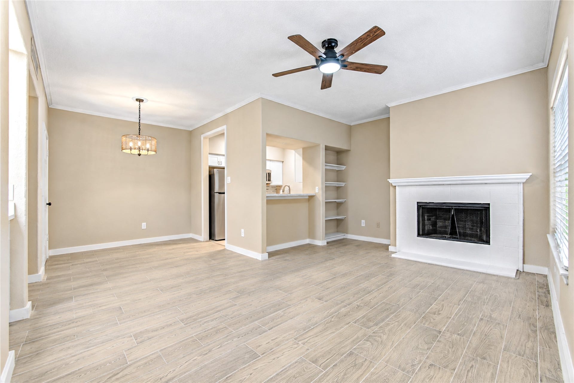 706 Bering Drive, #103, Houston, TX 77057 706 Bering Drive, #103, Houston, TX 77057