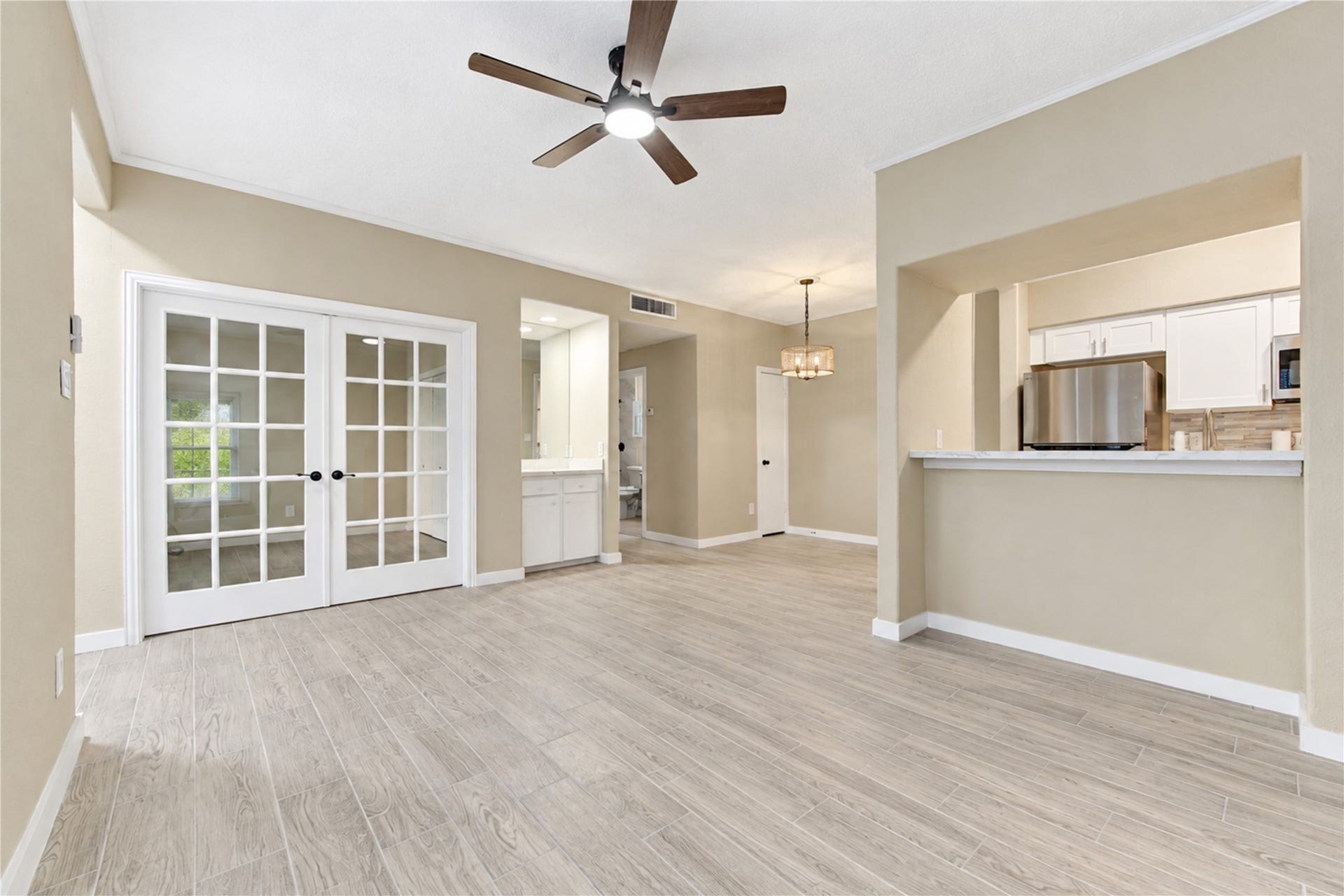 706 Bering Drive, #103, Houston, TX 77057 706 Bering Drive, #103, Houston, TX 77057