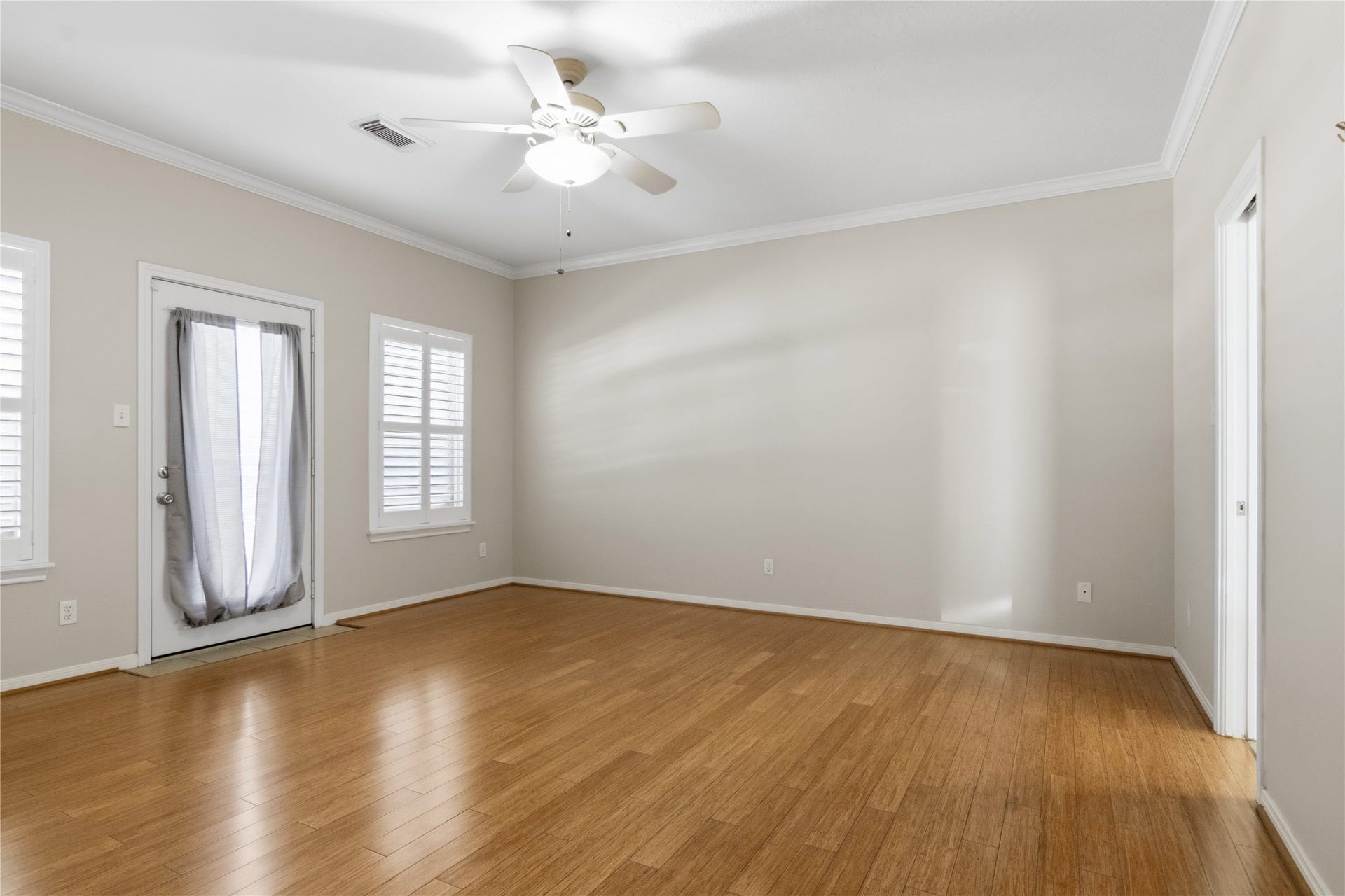 4 N Curlew Street, La Marque, TX 77568 4 N Curlew Street, La Marque, TX 77568