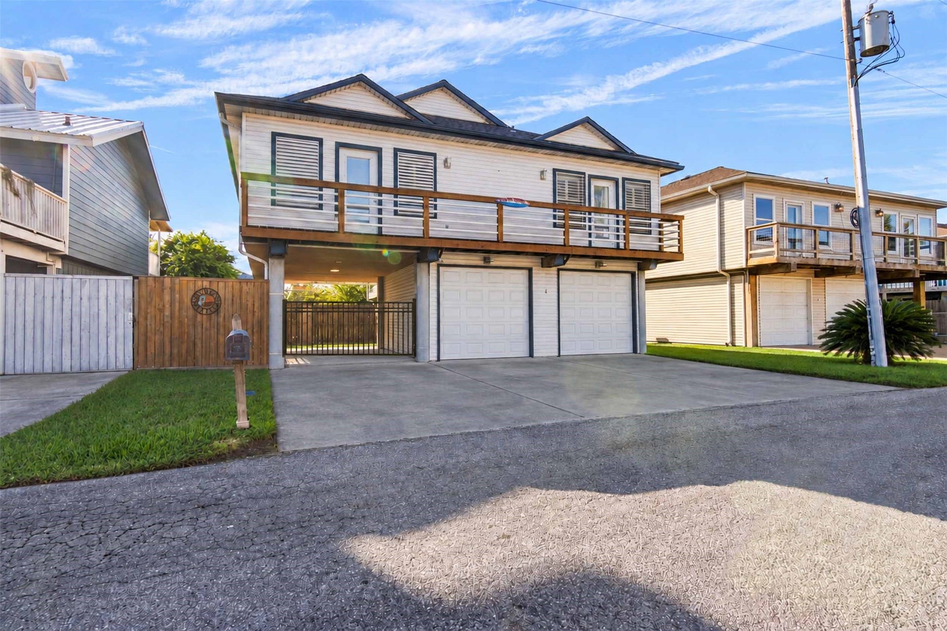 4 N Curlew Street, La Marque, TX 77568 4 N Curlew Street, La Marque, TX 77568