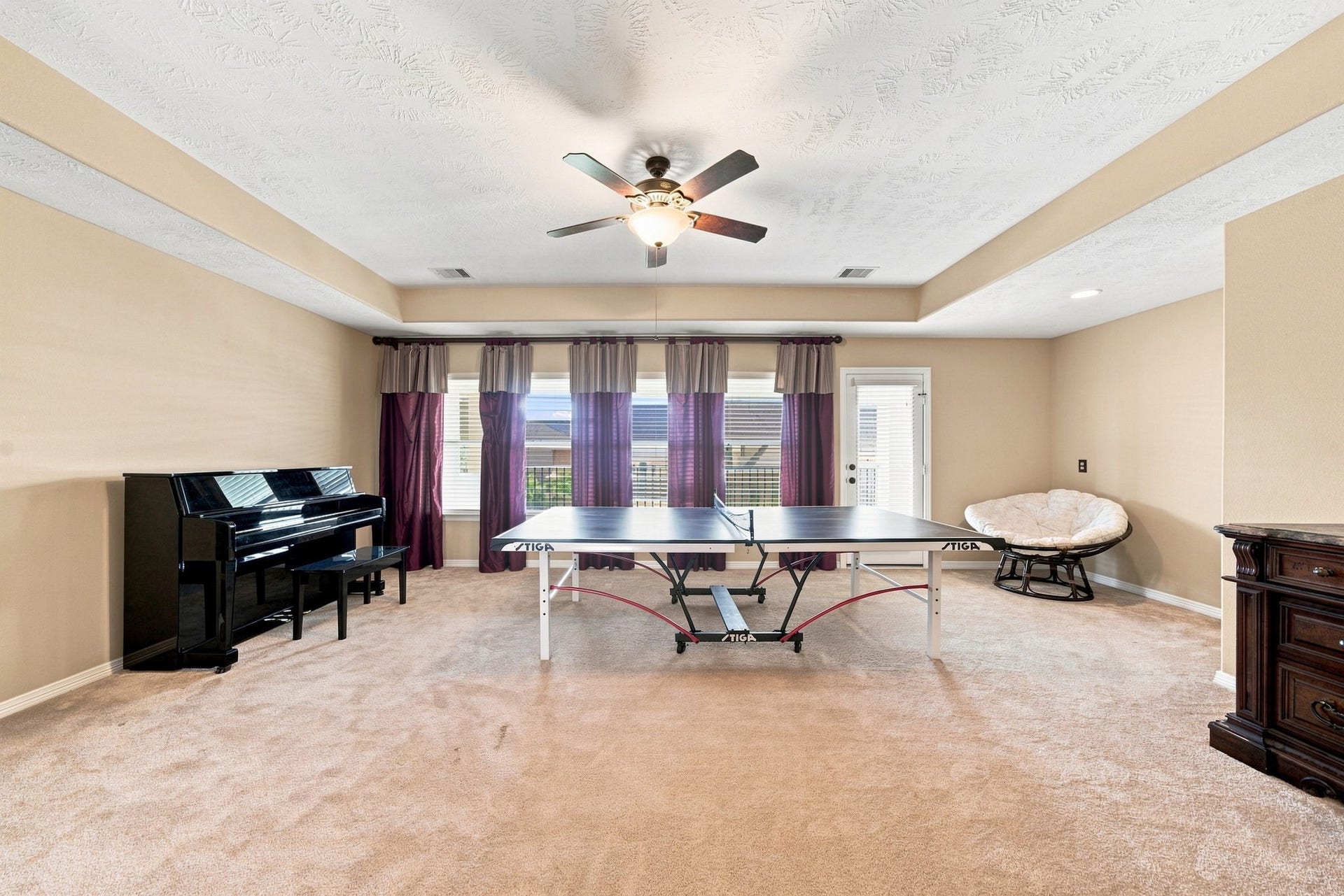 2407 Mallorca Pass, League City, TX 77573 Upstairs Gameroom
