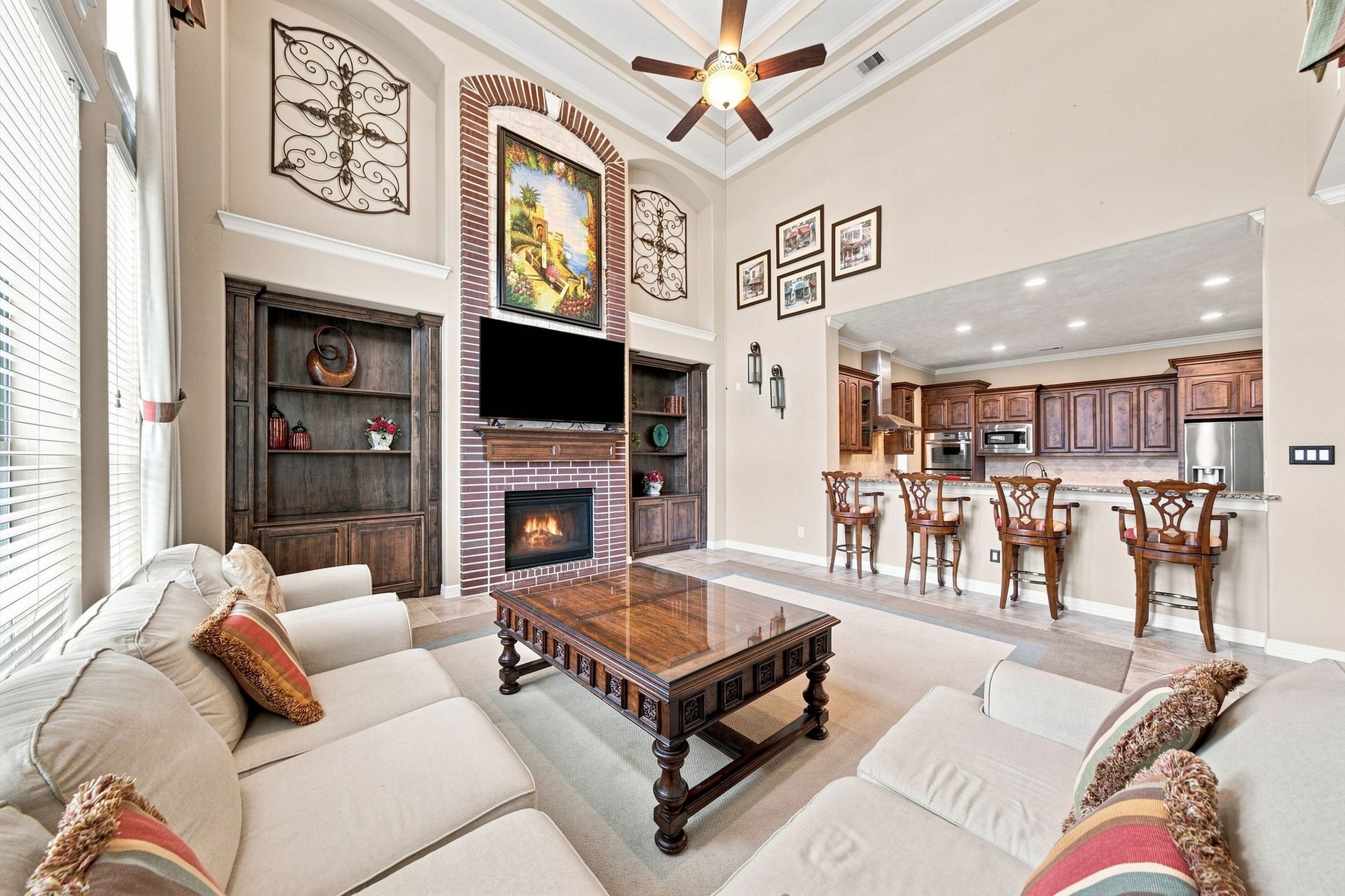 2407 Mallorca Pass, League City, TX 77573 Living Room