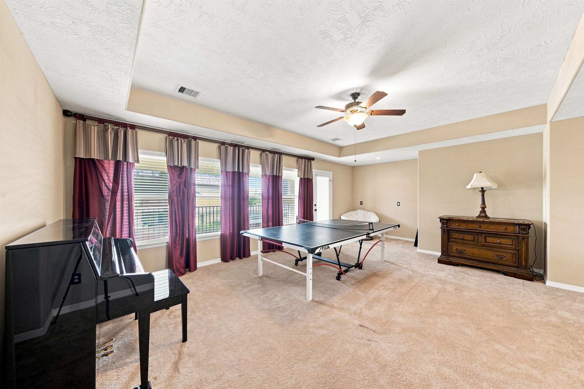 2407 Mallorca Pass, League City, TX 77573 Upstairs Gameroom