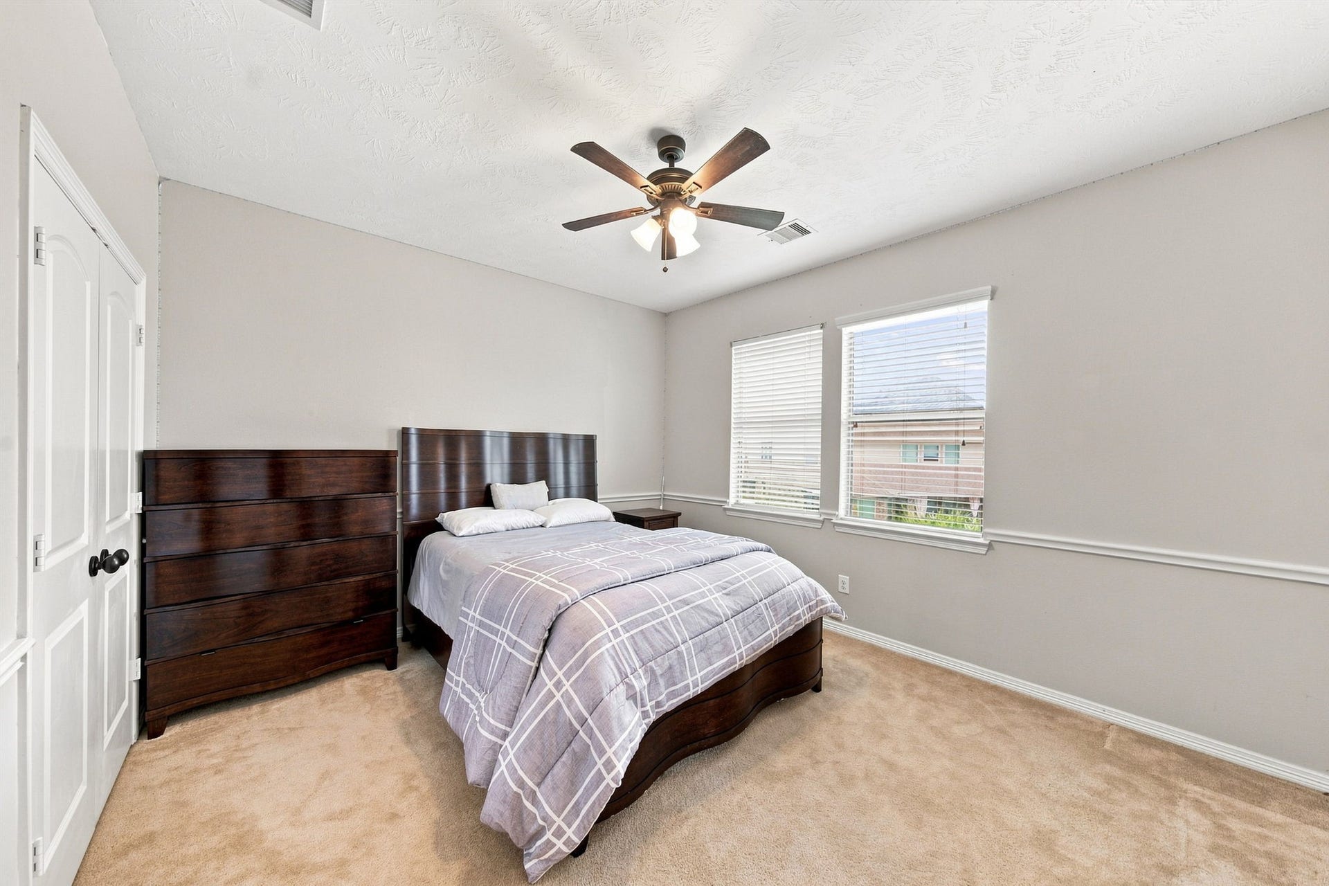 2407 Mallorca Pass, League City, TX 77573 Secondary Bedroom