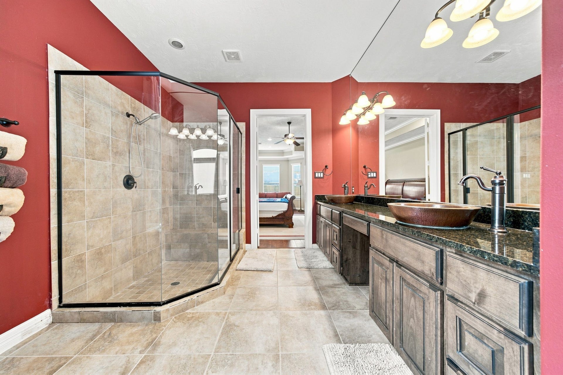 2407 Mallorca Pass, League City, TX 77573 Primary Bathroom