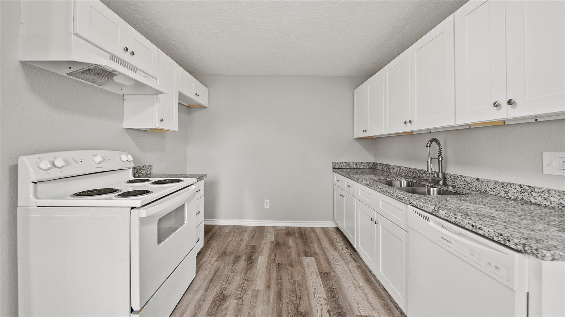 234 E Texas Street, Brazoria, TX 77422 234 E Texas Street, Brazoria, TX 77422