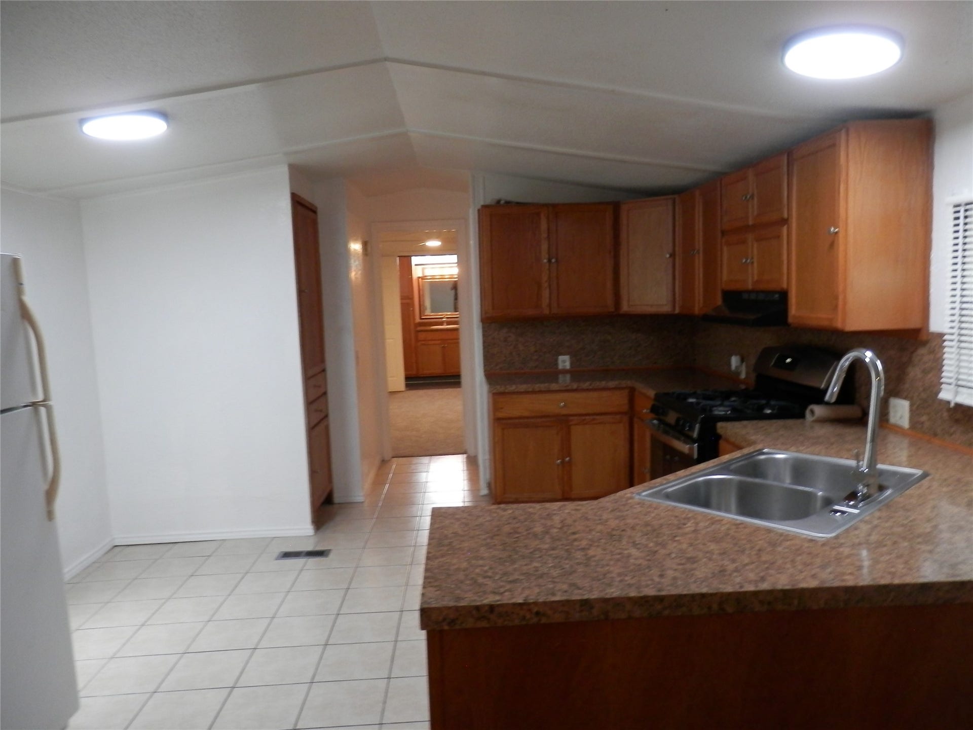 800 29th Street, Dickinson, TX 77539 800 29th Street, Dickinson, TX 77539