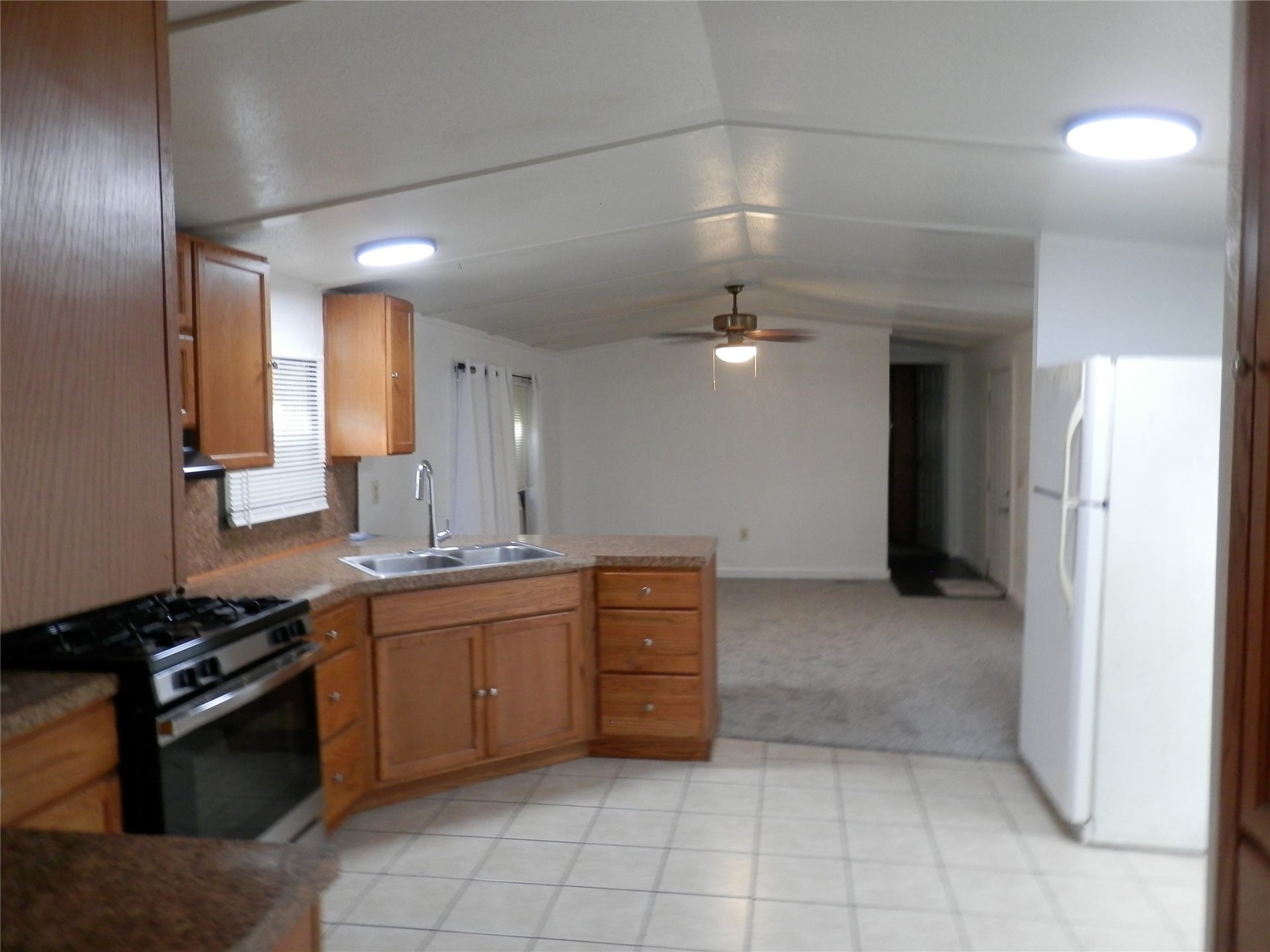 800 29th Street, Dickinson, TX 77539 800 29th Street, Dickinson, TX 77539