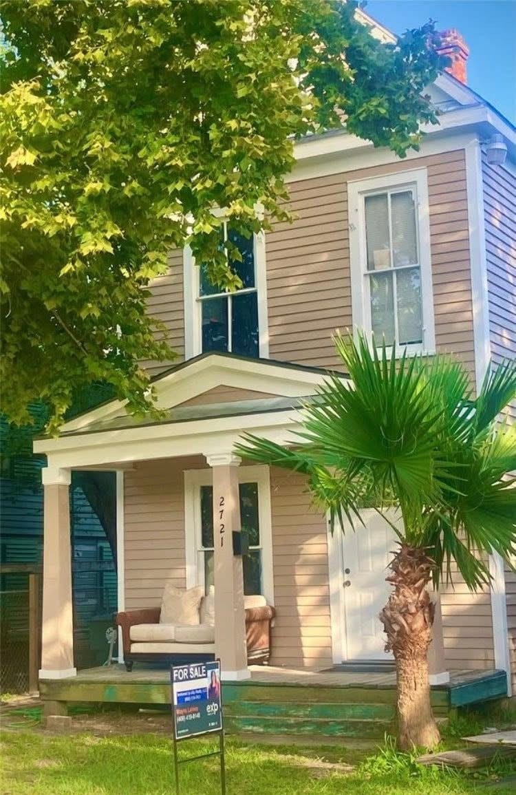 Property photo for 2721 Avenue P 1/2, Galveston, TX