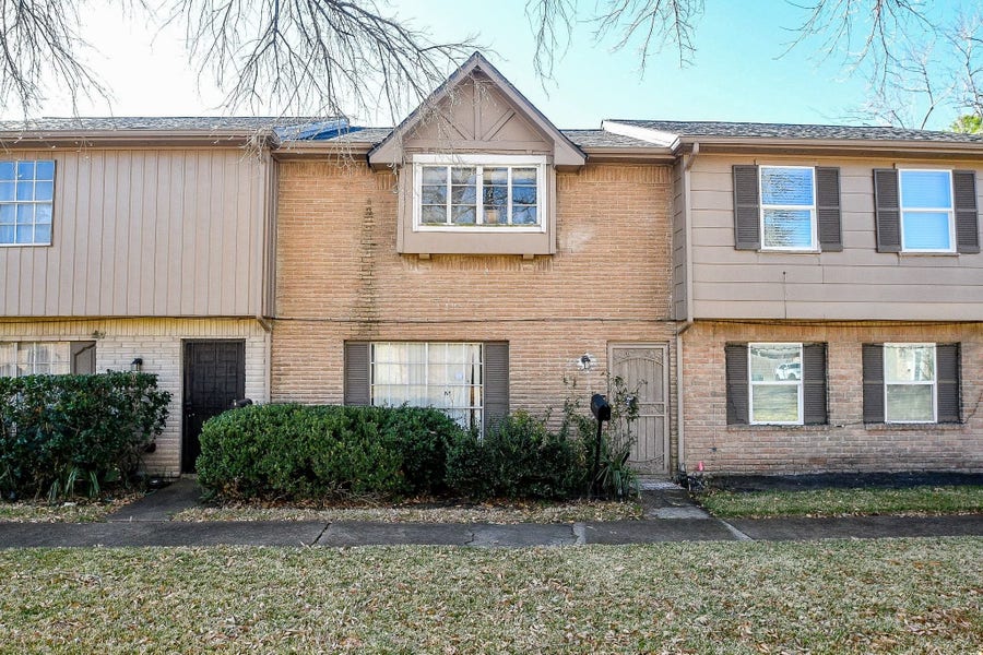 Property photo for 7136 Crownwest Street, #7136, Houston, TX