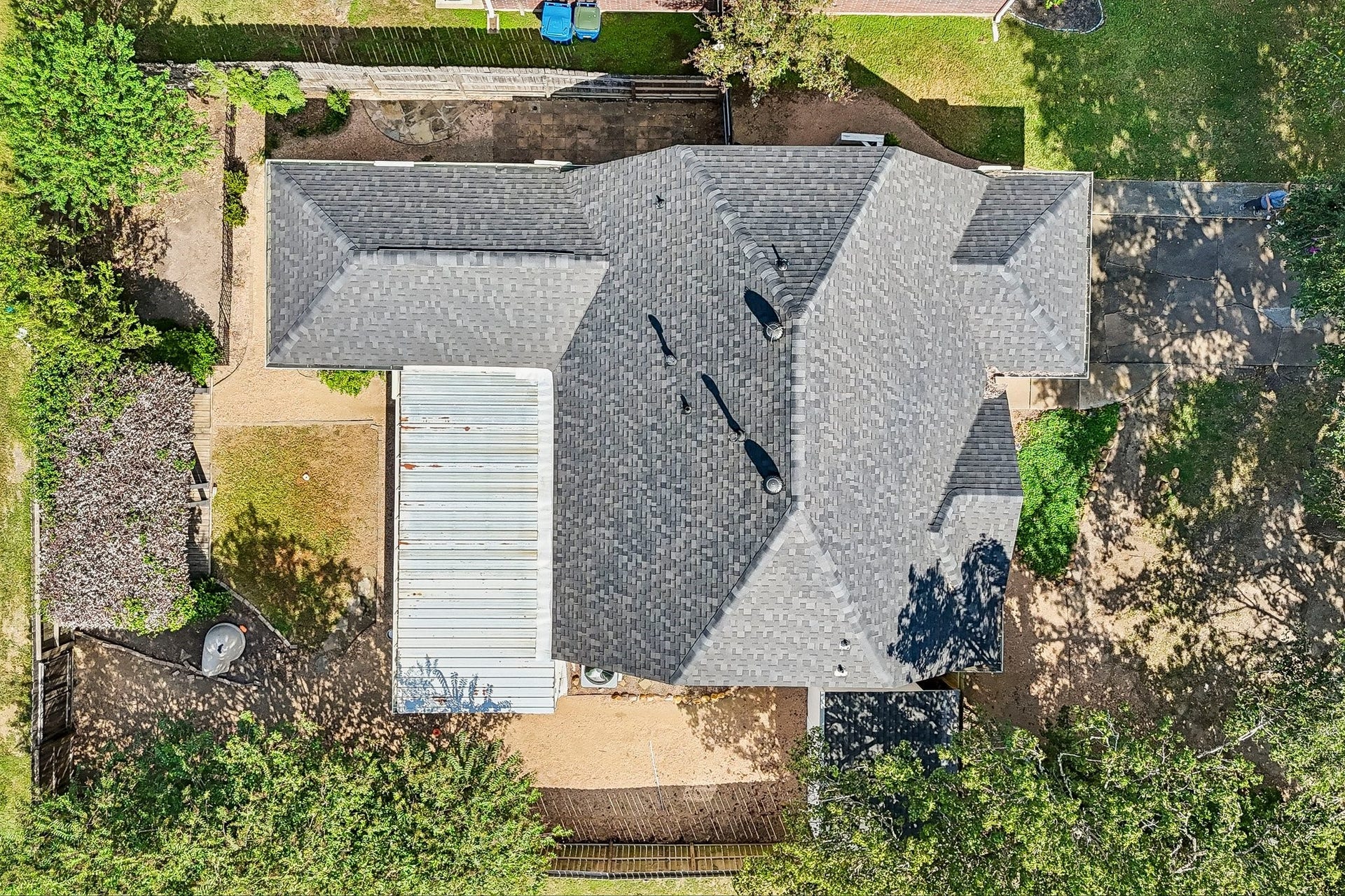 5501 Pecos Street, Dickinson, TX 77539 Great sized lot