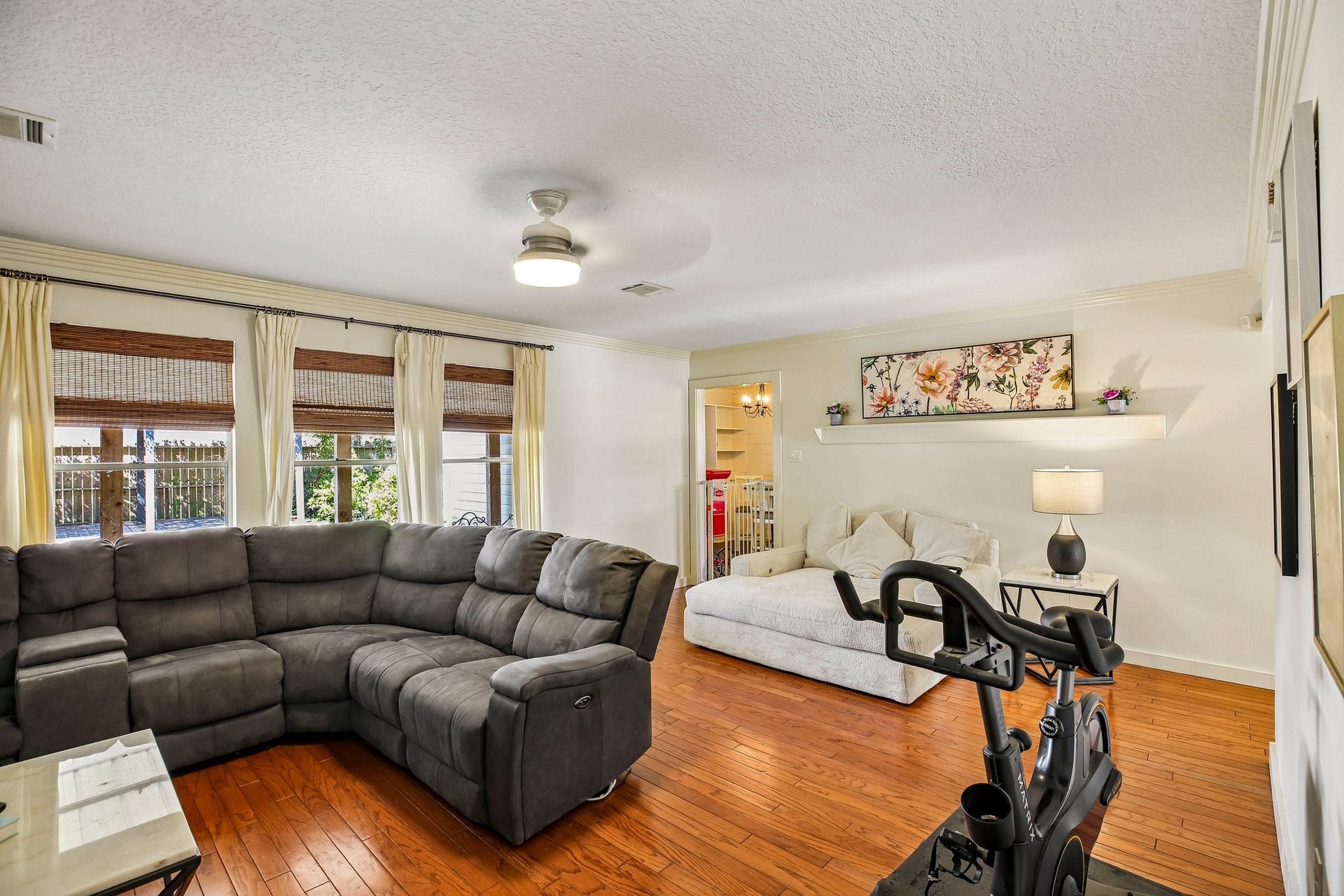 5501 Pecos Street, Dickinson, TX 77539 Plenty of natural light in the living room.