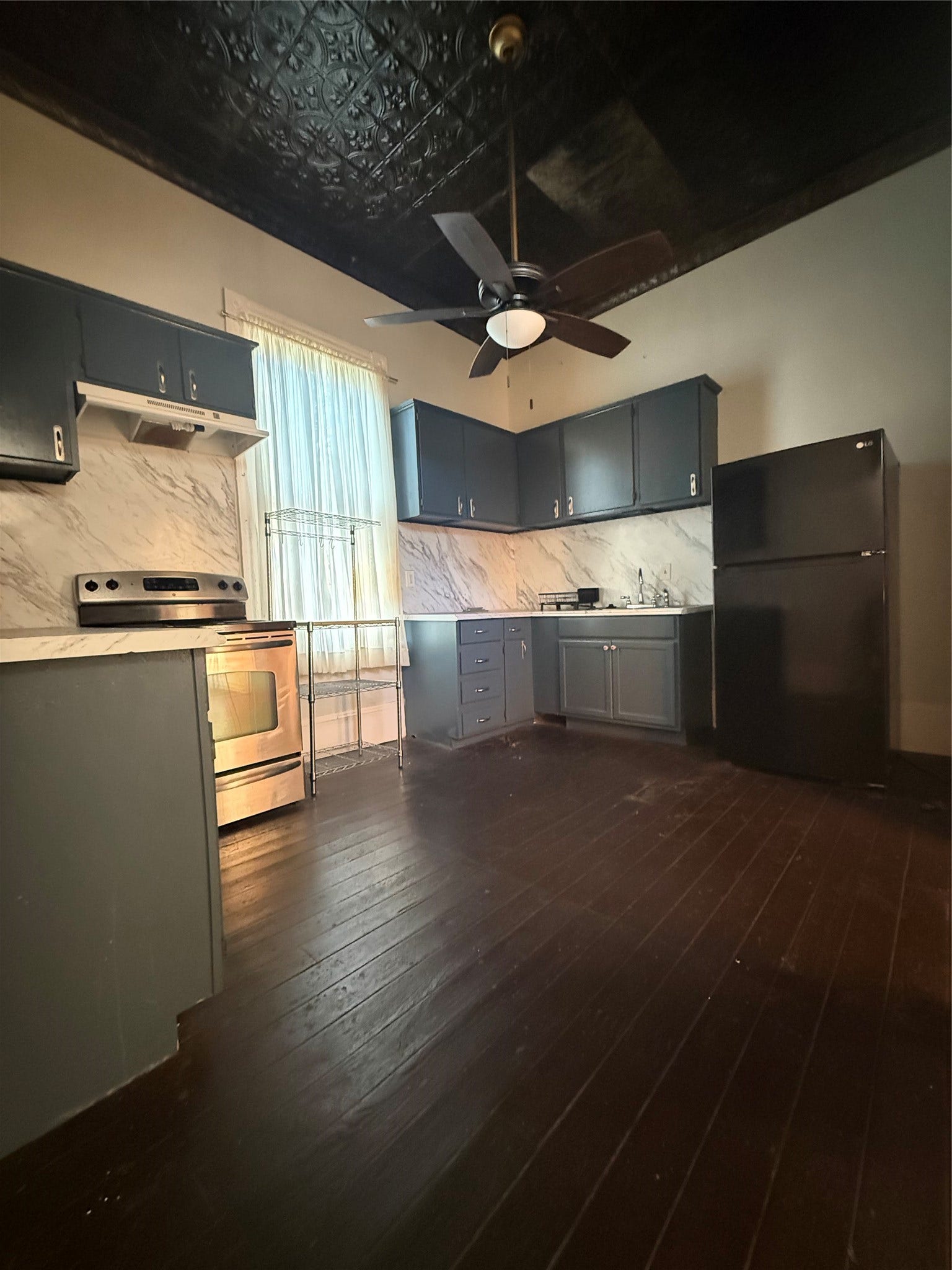 513 17th, #2, Galveston, TX 77550 513 17th, #2, Galveston, TX 77550