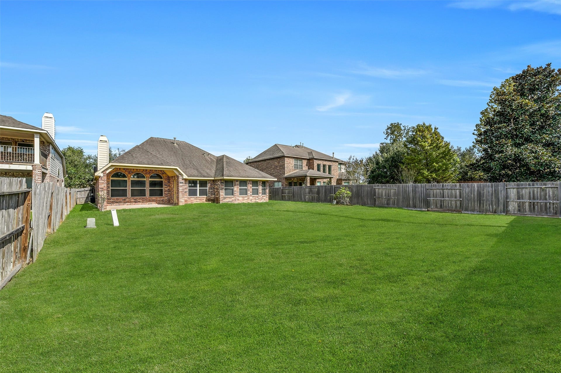 7122 Fall Creek Lane, Missouri City, TX 77459 7122 Fall Creek Lane, Missouri City, TX 77459