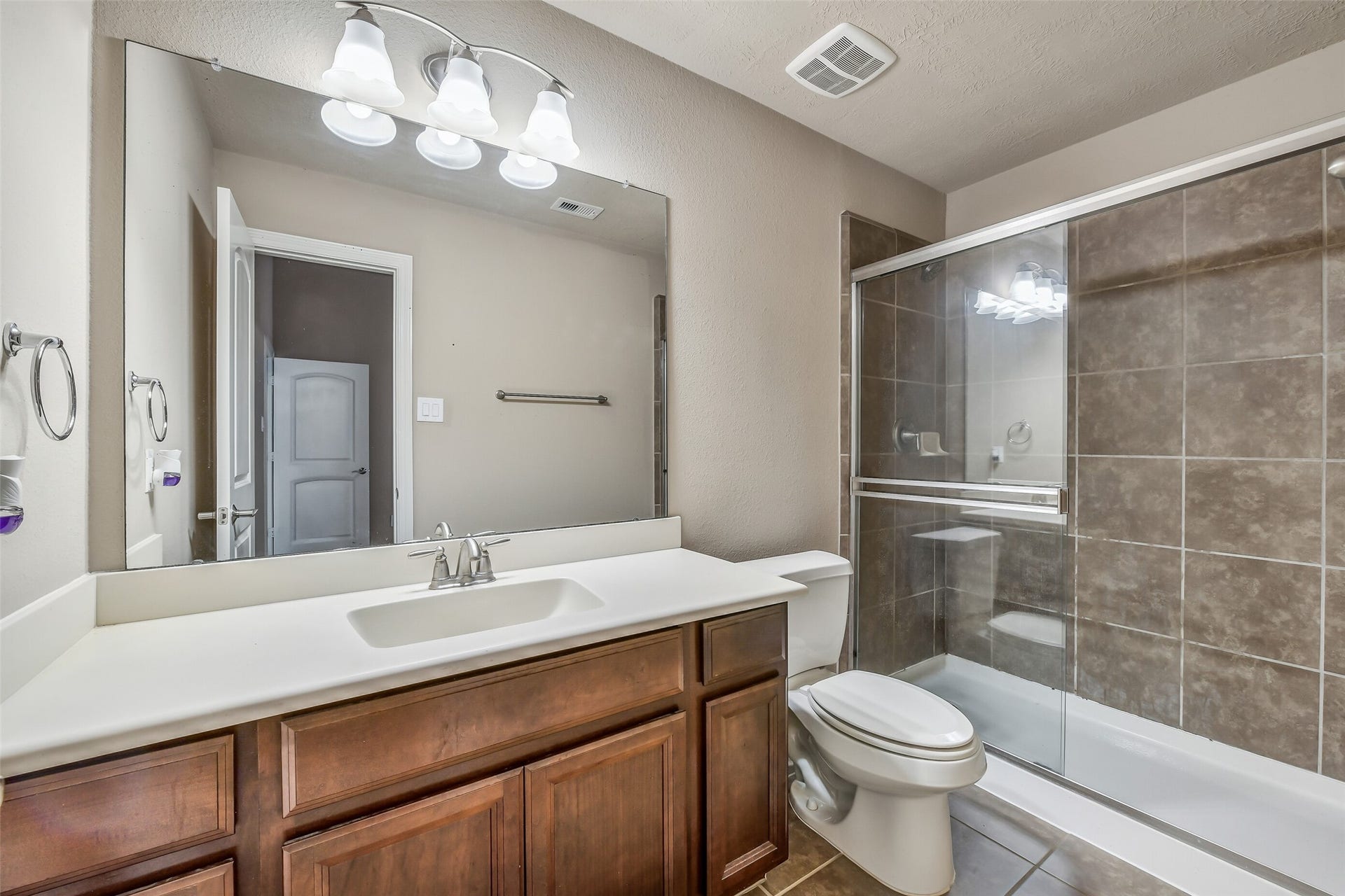 7122 Fall Creek Lane, Missouri City, TX 77459 7122 Fall Creek Lane, Missouri City, TX 77459