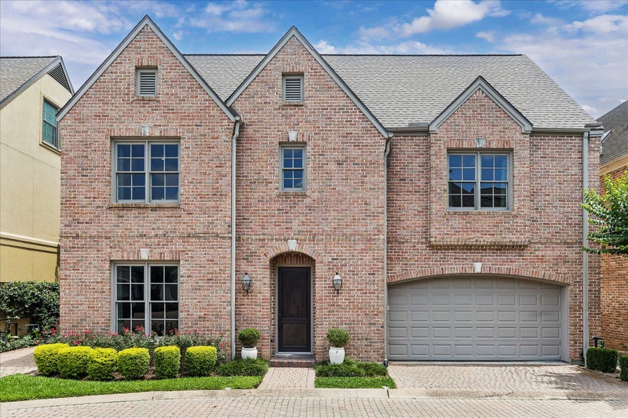 Property photo for 234 S Post Oak Lane, Houston, TX