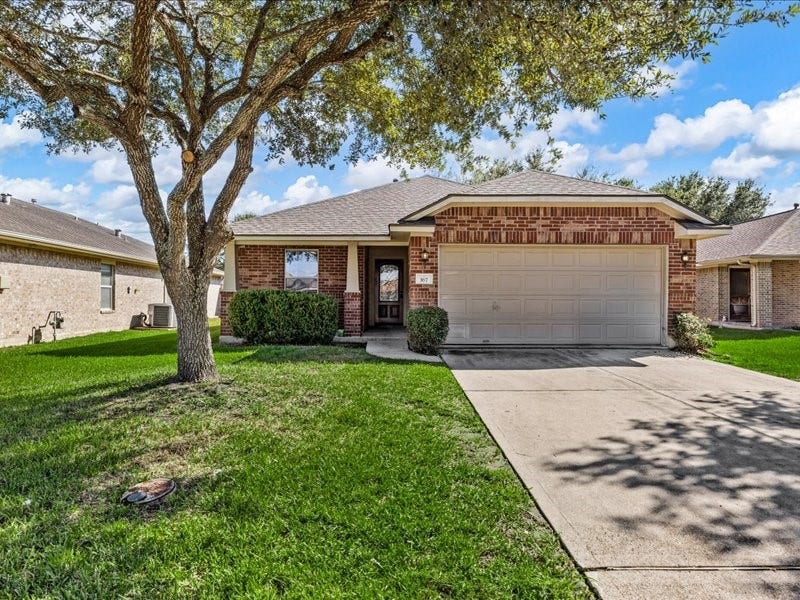 167 Rustic Colony Lane, Dickinson, TX 77539 167 Rustic Colony Lane, Dickinson, TX 77539