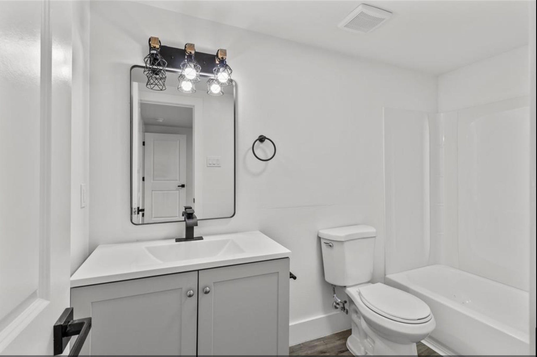 3312 Sealy A and B, Galveston, TX 77550 3312 Sealy A and B, Galveston, TX 77550