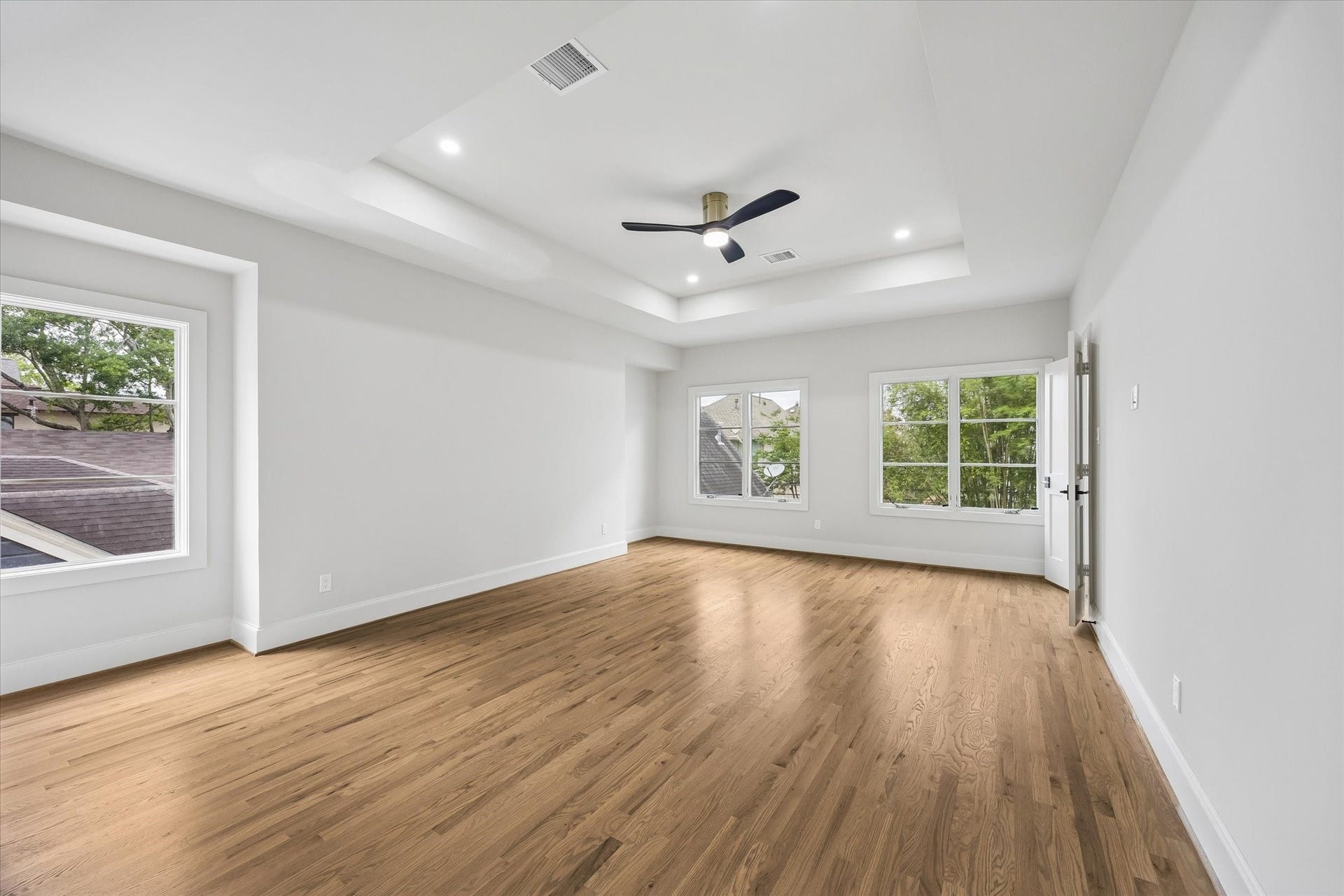 2320 North Boulevard, Houston, TX 77098 2320 North Boulevard, Houston, TX 77098