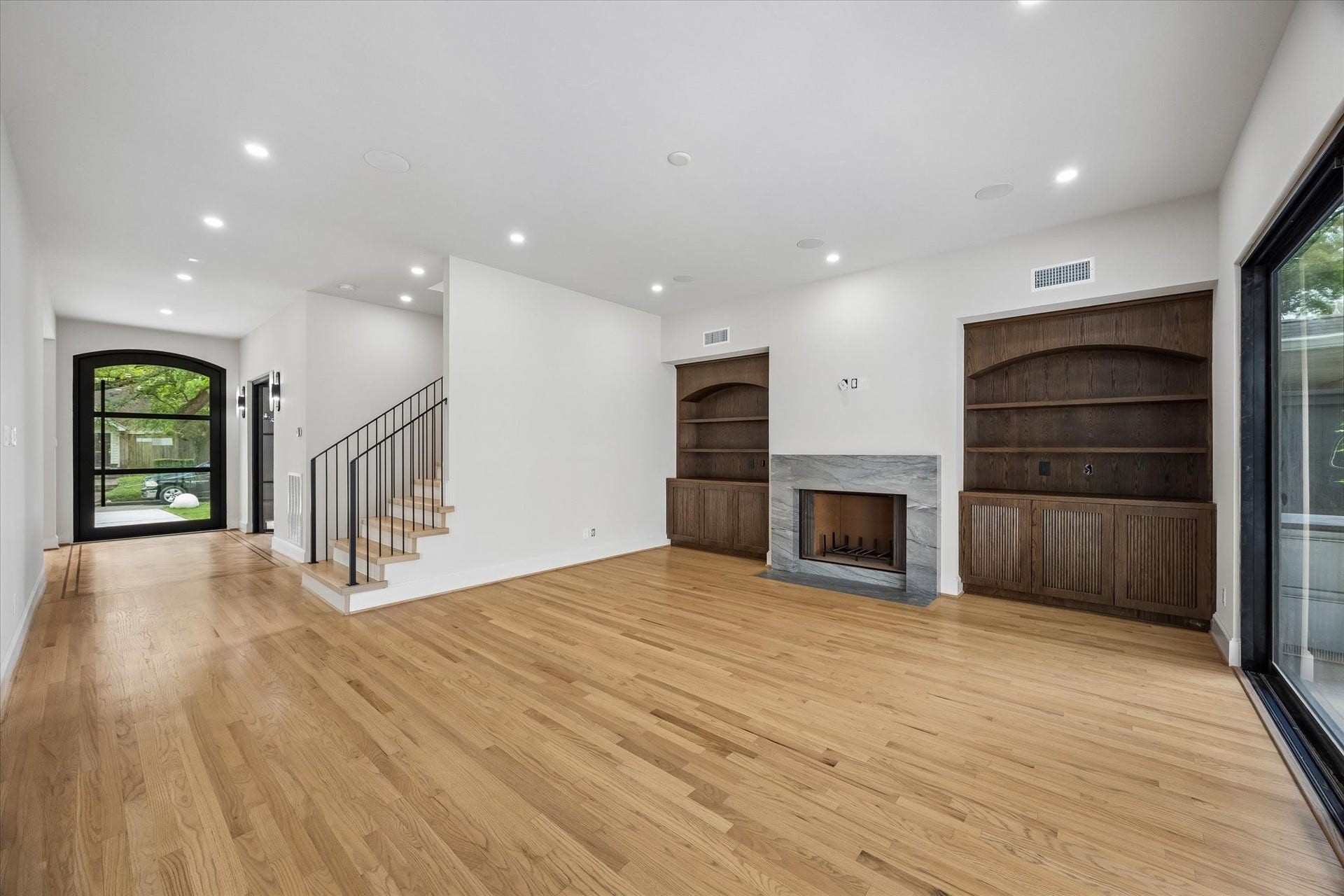 2320 North Boulevard, Houston, TX 77098 2320 North Boulevard, Houston, TX 77098