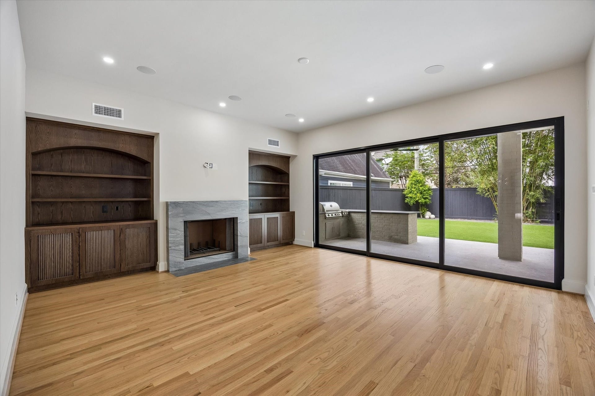 2320 North Boulevard, Houston, TX 77098 2320 North Boulevard, Houston, TX 77098