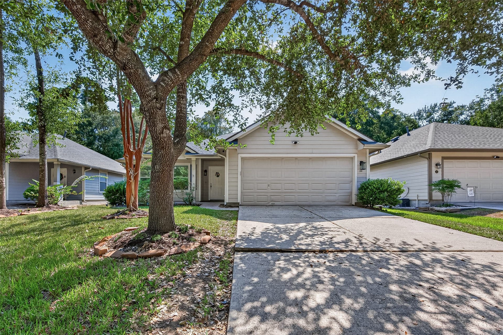 30 S Vesper Bend Circle, Spring, TX 77382 30 S Vesper Bend Circle, Spring, TX 77382